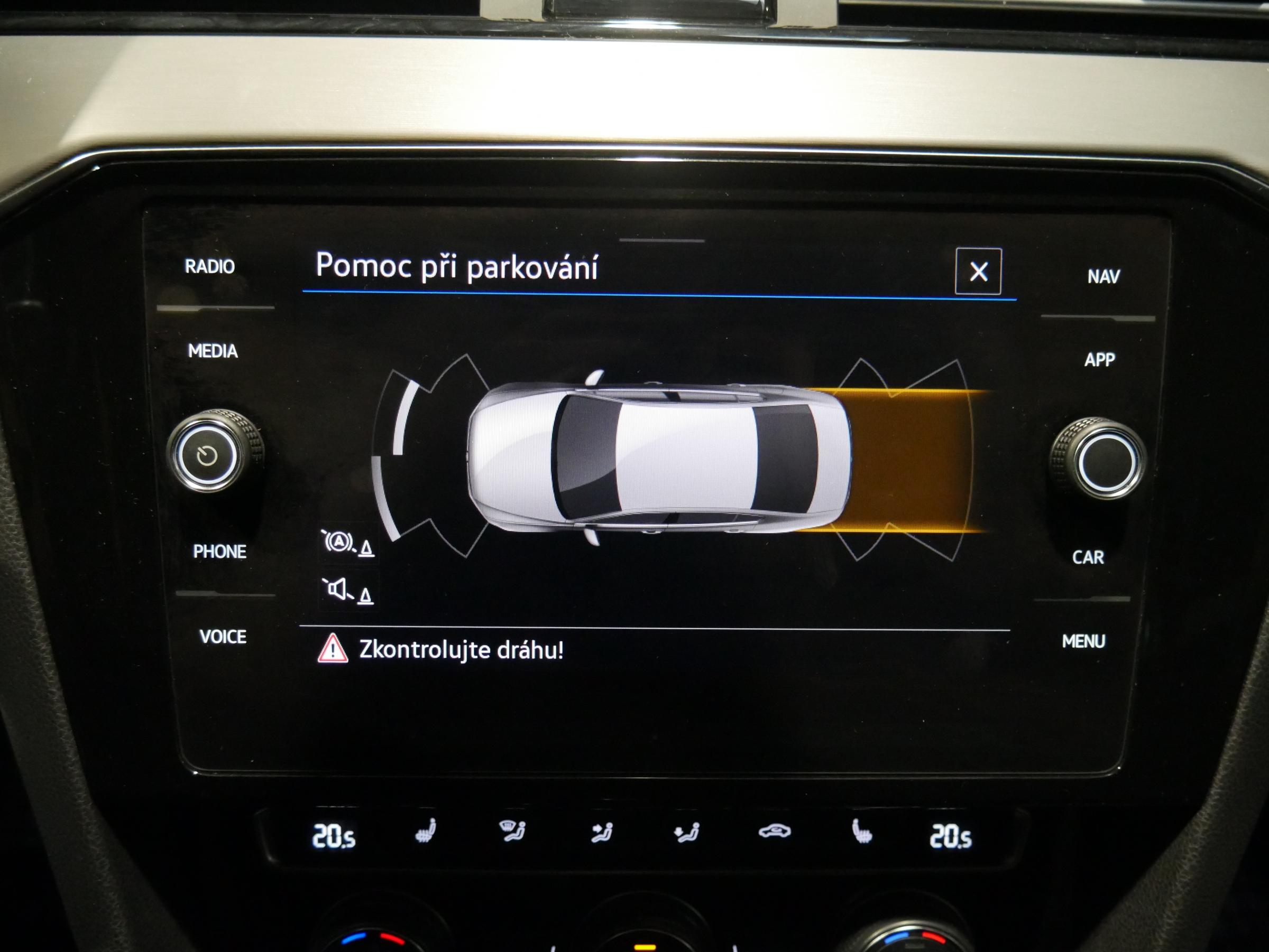 Volkswagen Passat, 2019 - pohled č. 16