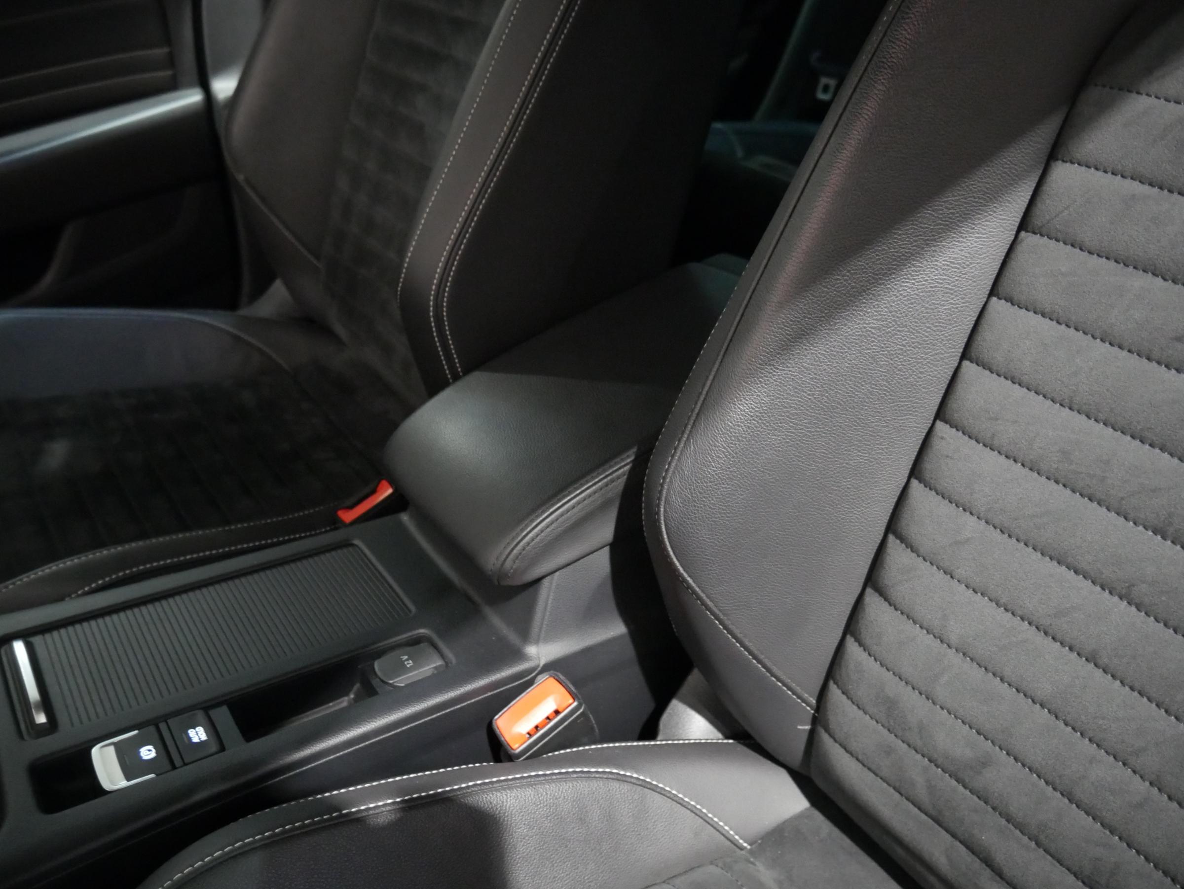 Volkswagen Passat, 2019 - pohled č. 19