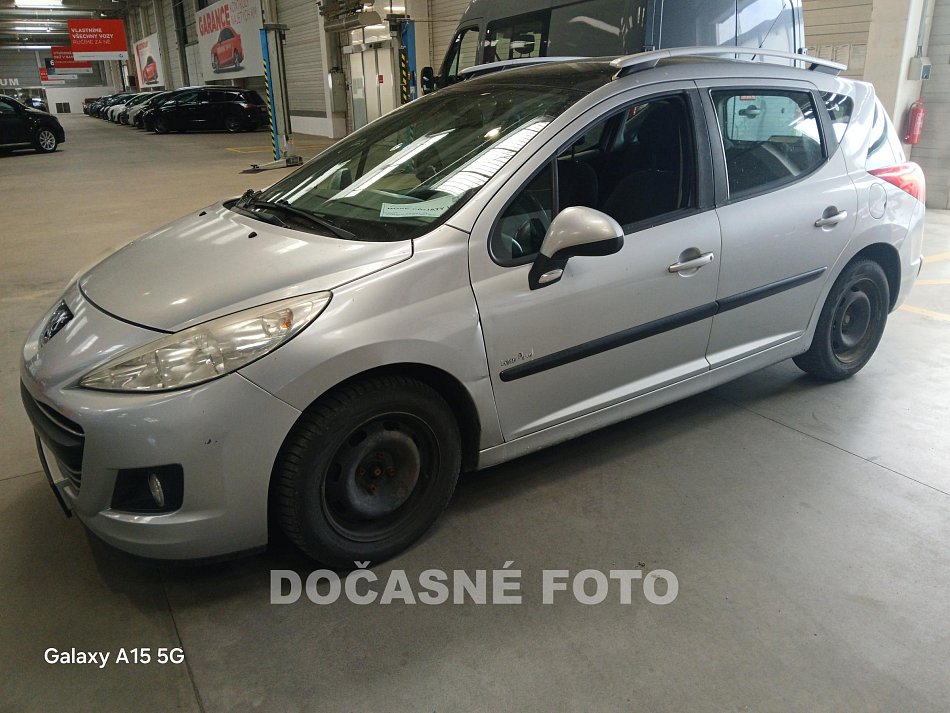Peugeot 207 1.4i 