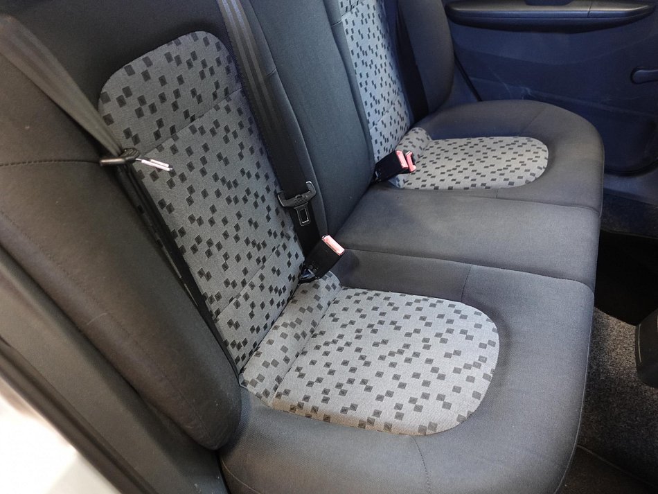 Škoda Fabia I 1.4 MPI 