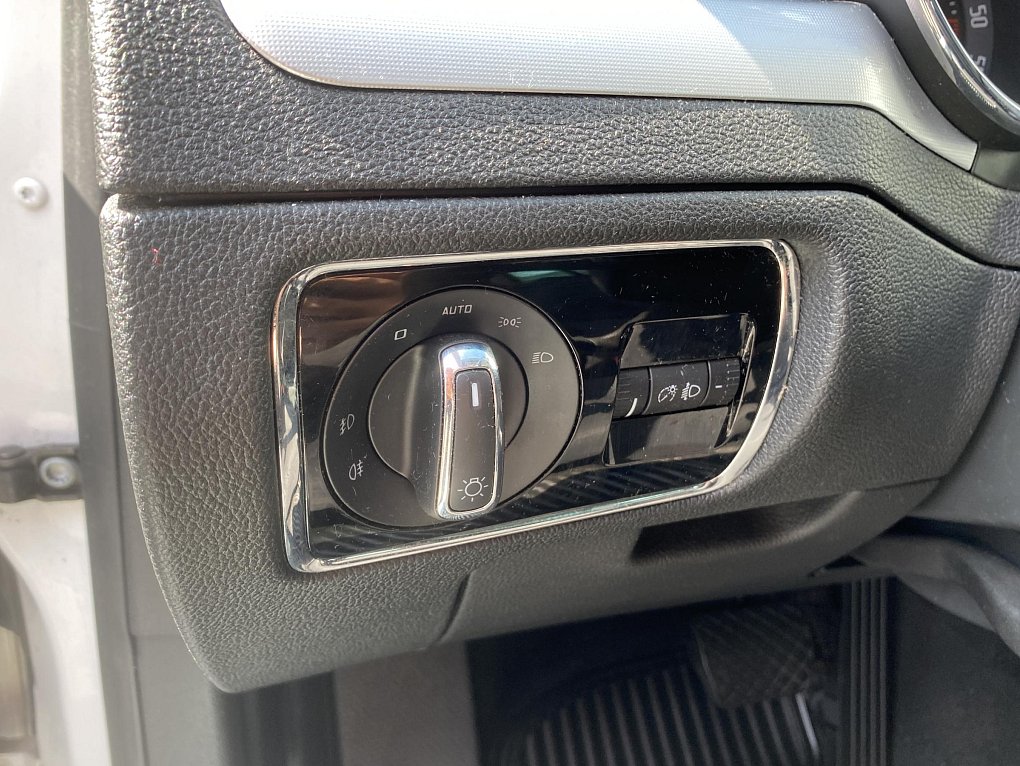 Škoda Superb II 2.0 TDi 