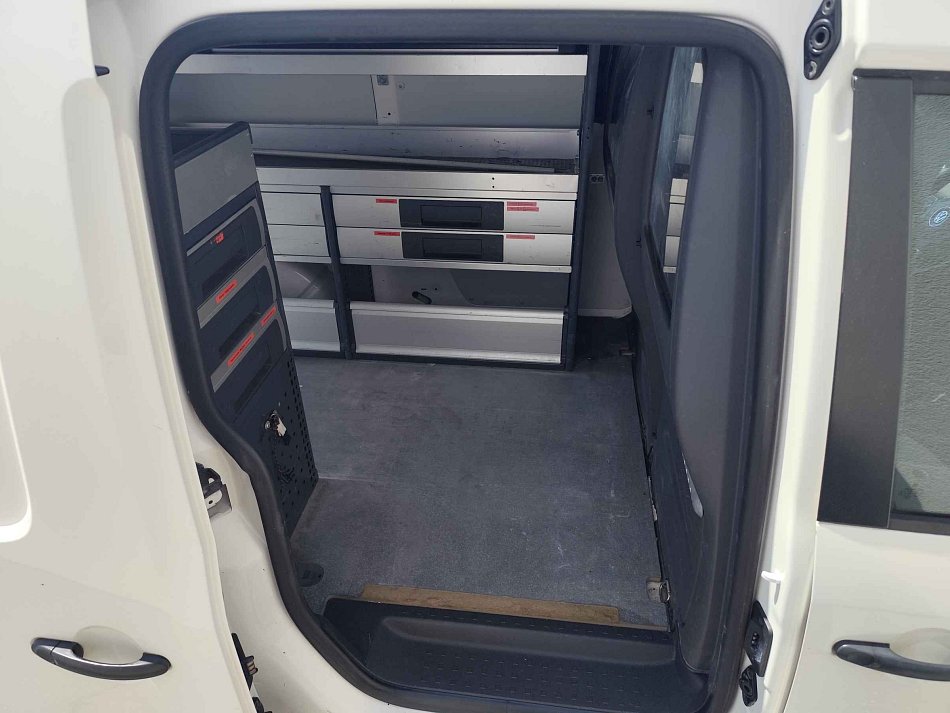 Volkswagen Caddy 1.6TDi  MAXi VESTAVBA