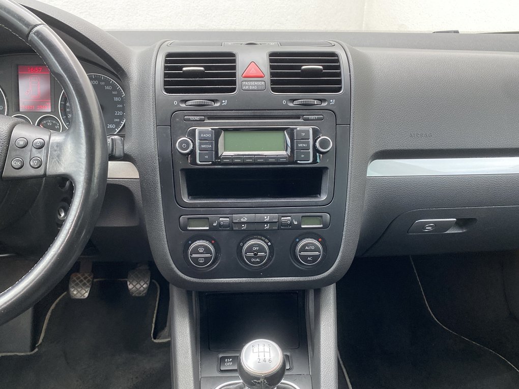 Volkswagen Golf 1.9TDI 
