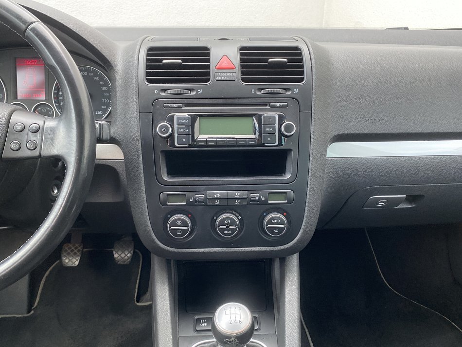 Volkswagen Golf 1.9TDI 