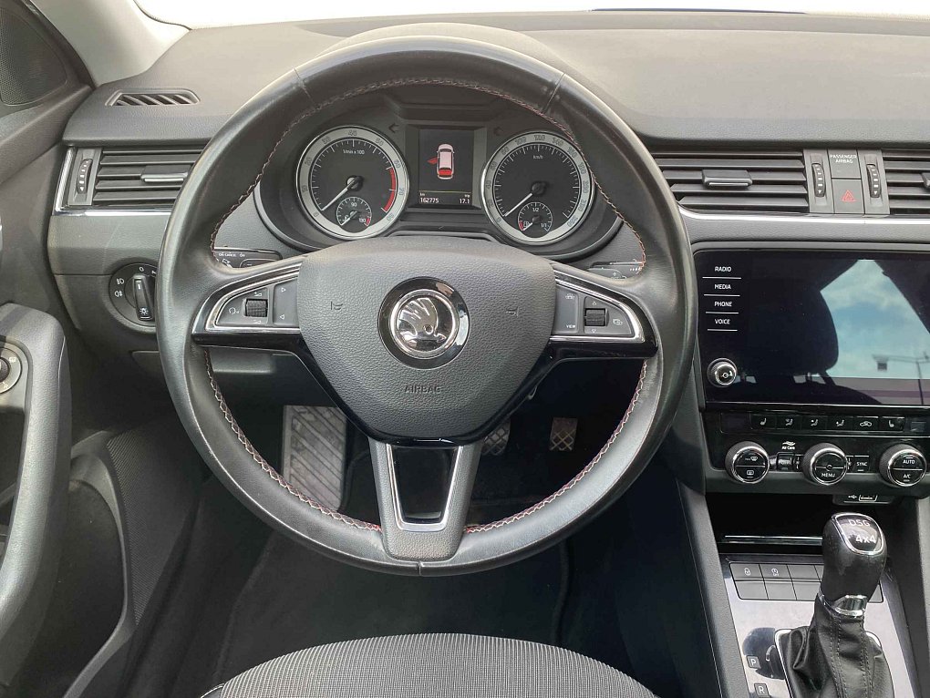 Škoda Octavia III 2.0 TSi Edition 100 4x4