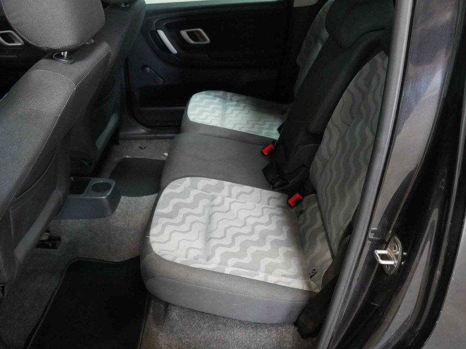 Škoda Roomster 1.4i 