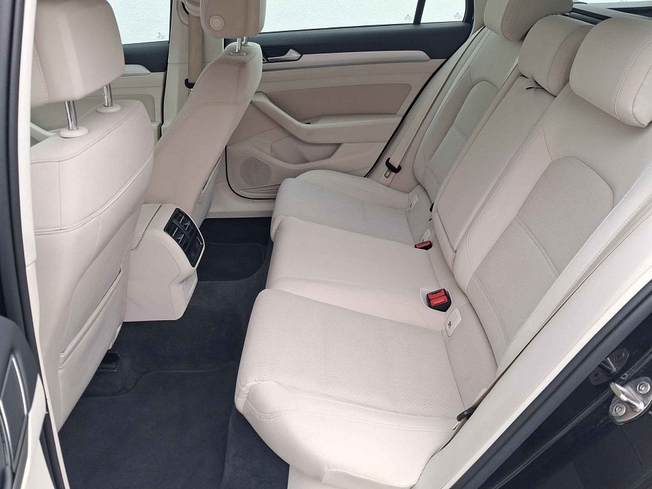 Volkswagen Passat 2.0 TDi Comfortline