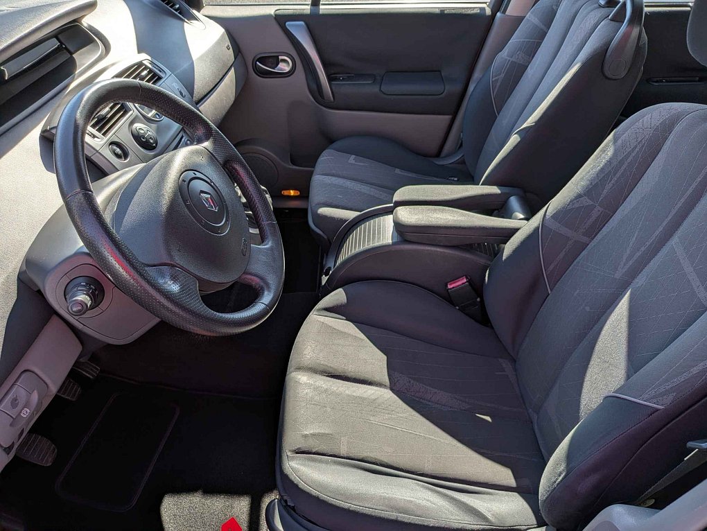 Renault Grand Scénic 1.9dCi 