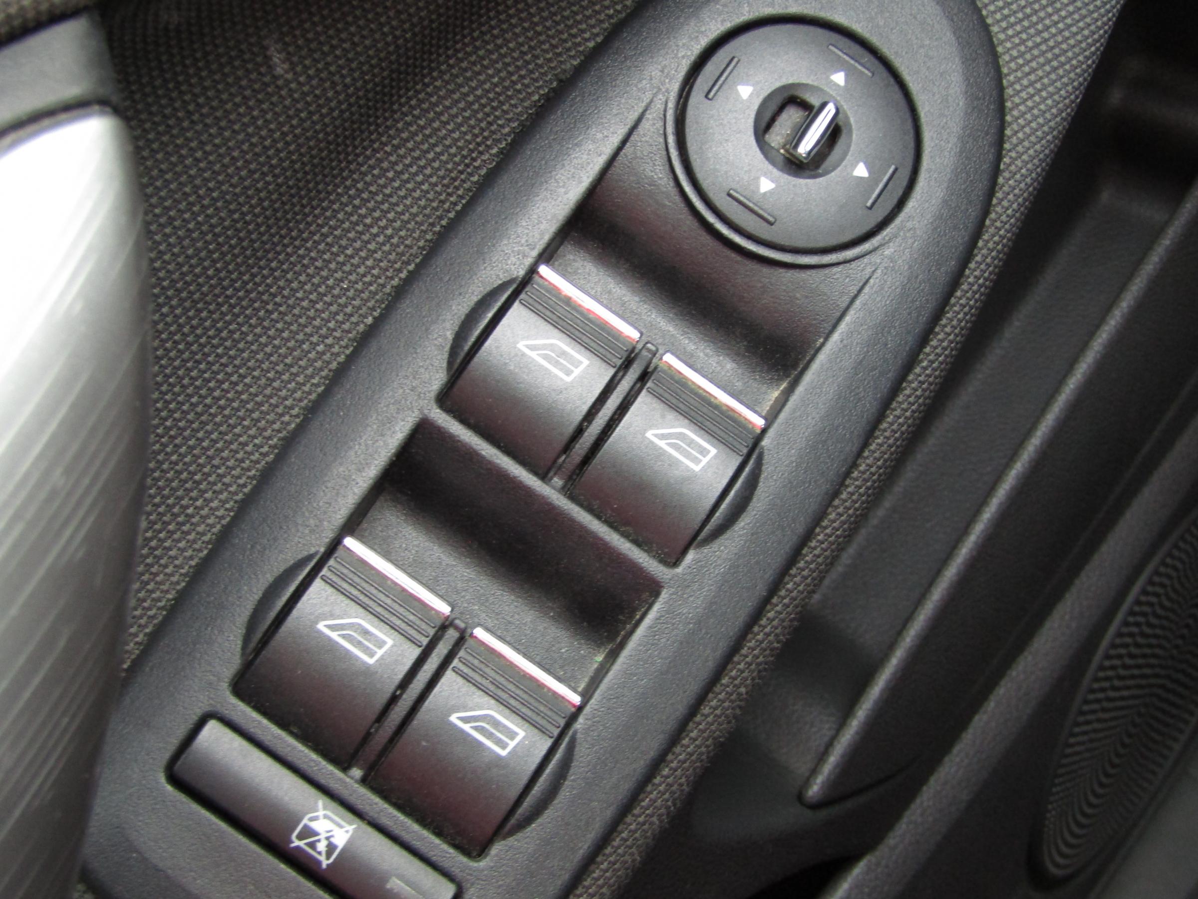 Ford C-MAX, 2008 - pohled č. 15