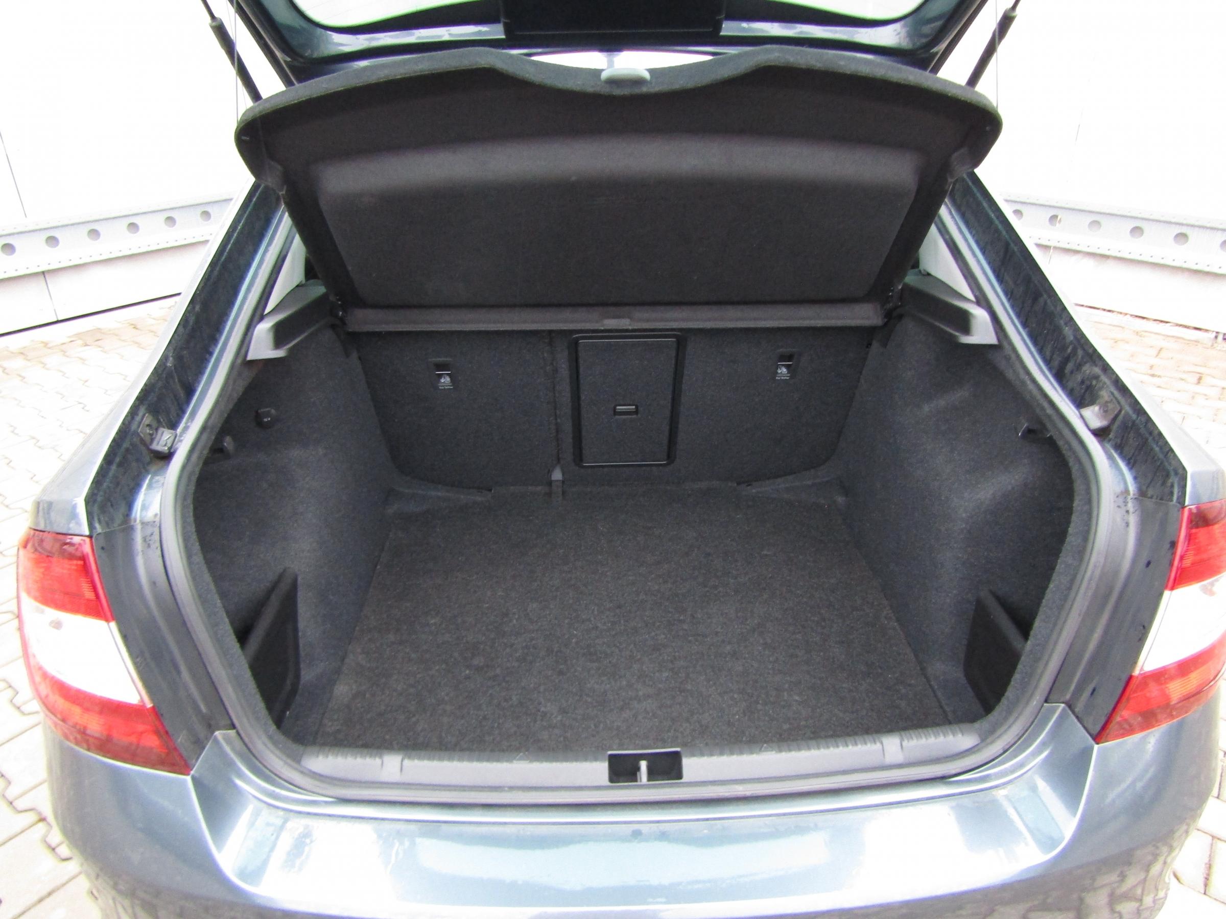 Škoda Rapid, 2019 - pohled č. 7