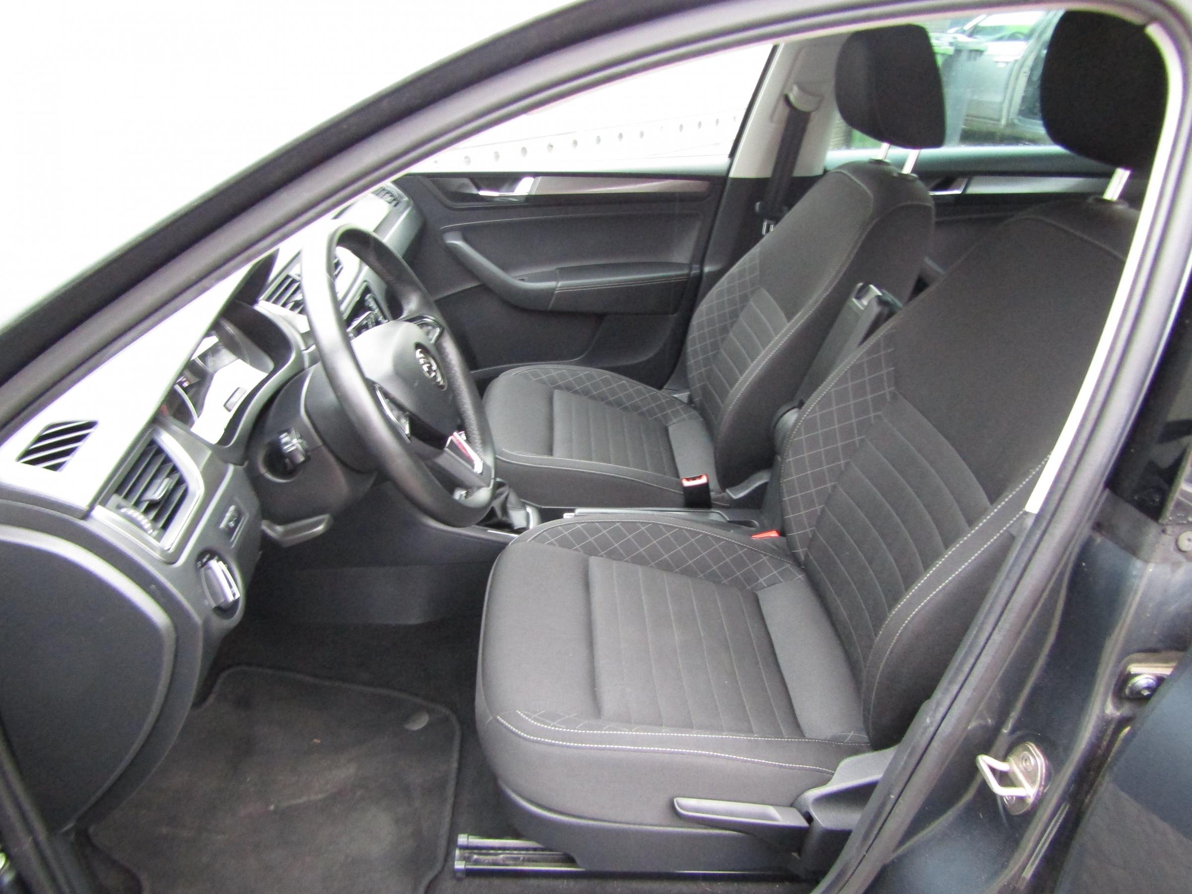 Škoda Rapid, 2019 - pohled č. 9