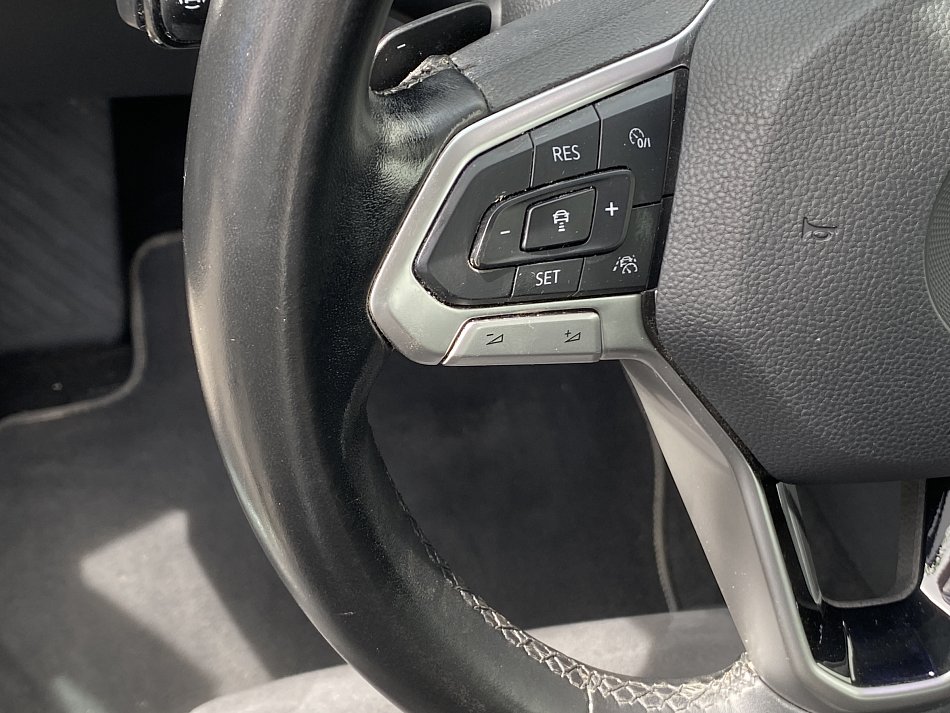 Volkswagen Golf 2.0TDi Life