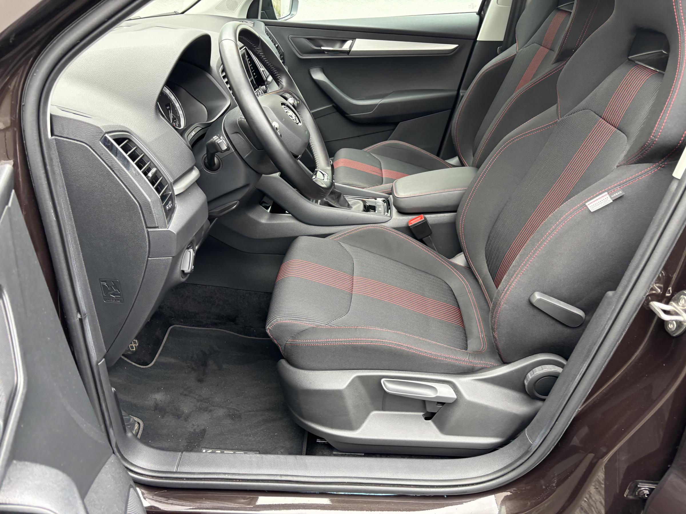 Škoda Karoq, 2020 - pohled č. 11