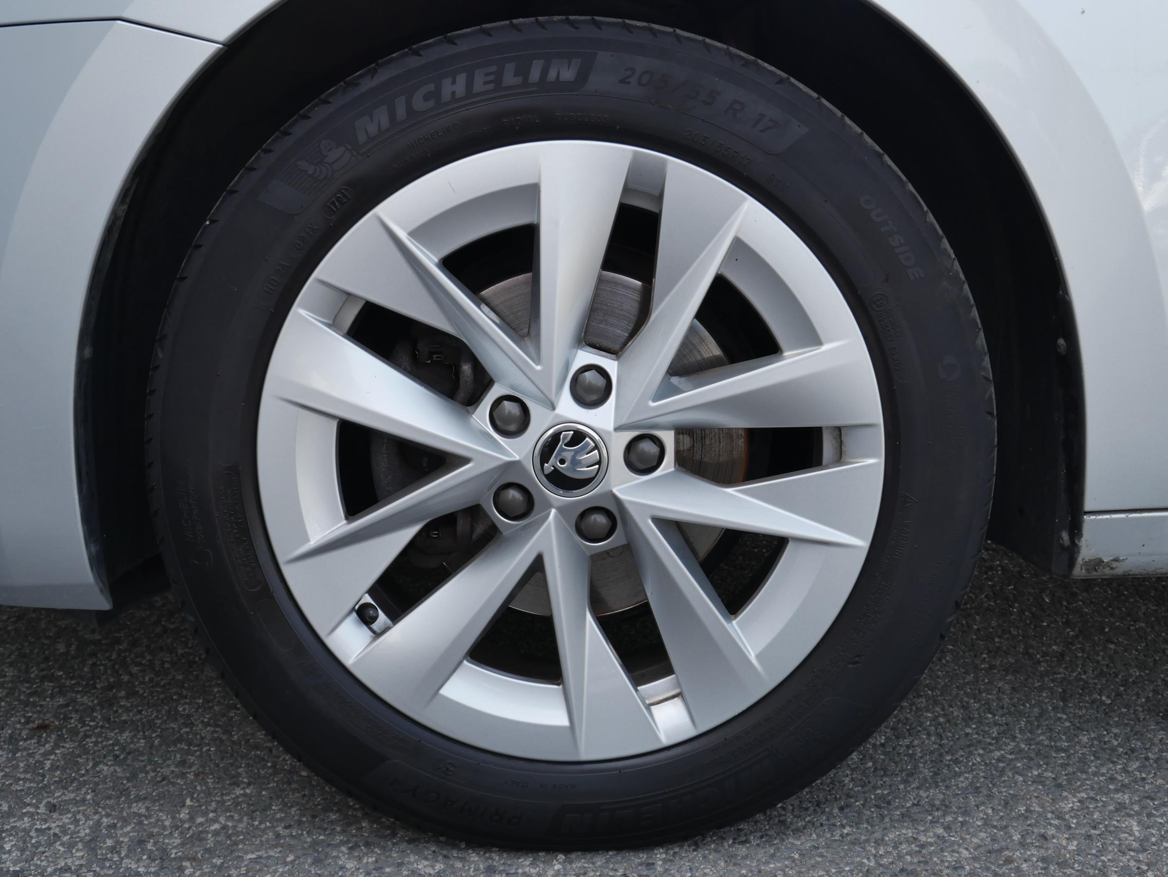 Škoda Octavia IV, 2021 - pohled č. 25