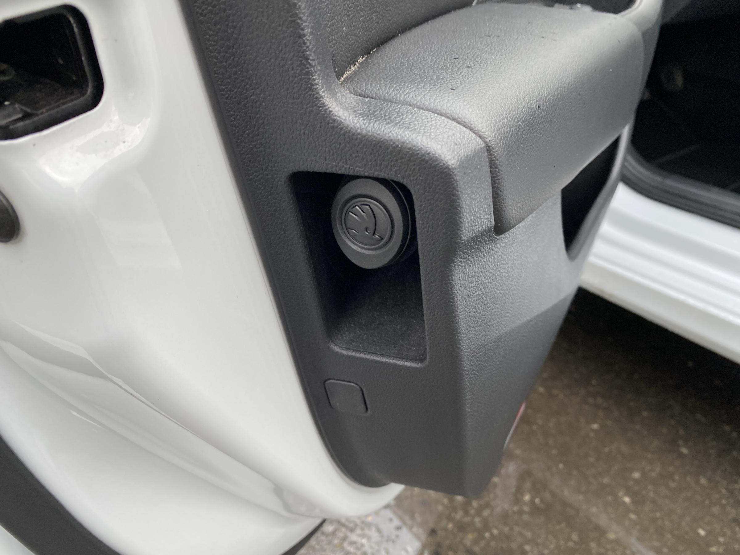 Škoda Octavia IV, 2021 - pohled č. 16