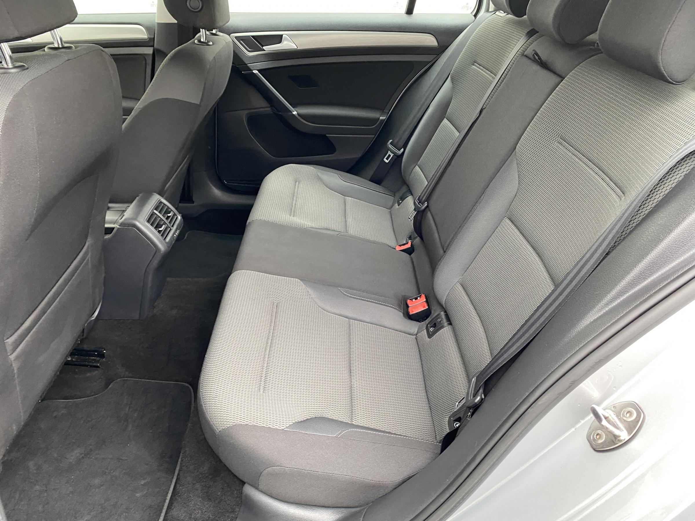 Volkswagen Golf, 2014 - pohled č. 10