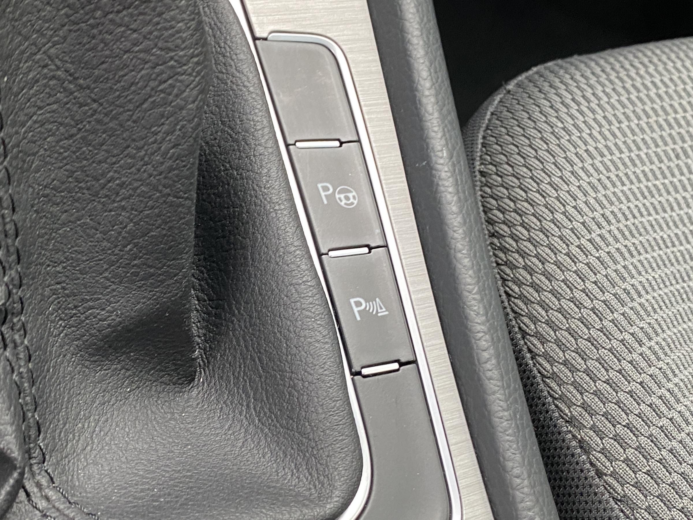 Volkswagen Golf, 2014 - pohled č. 15