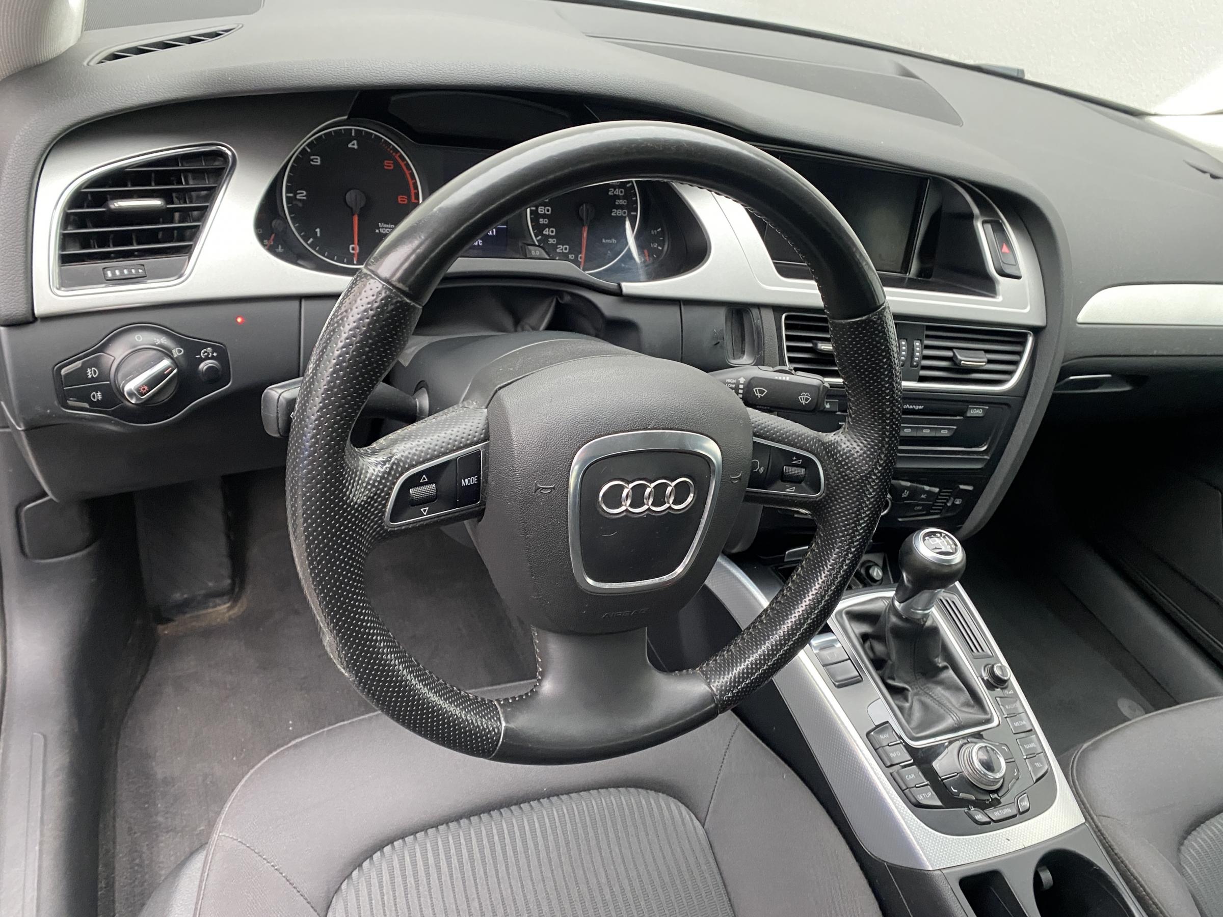Audi A4, 2008 - pohled č. 12