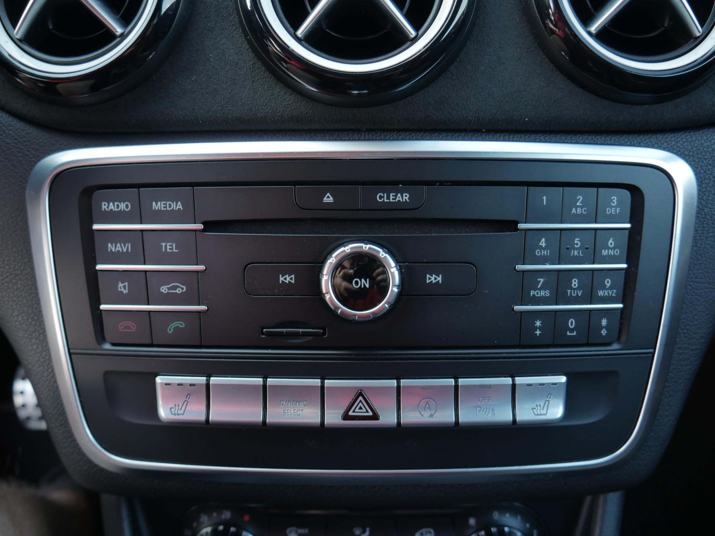 Mercedes-Benz CLA, 2018 - pohled č. 17