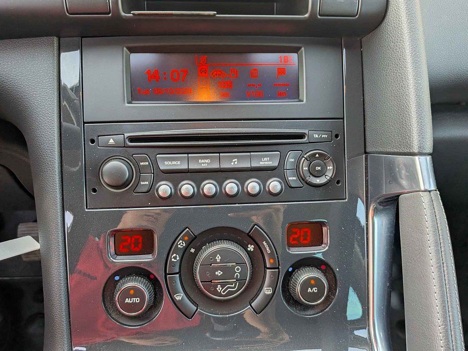 Peugeot 3008 1.6HDi 