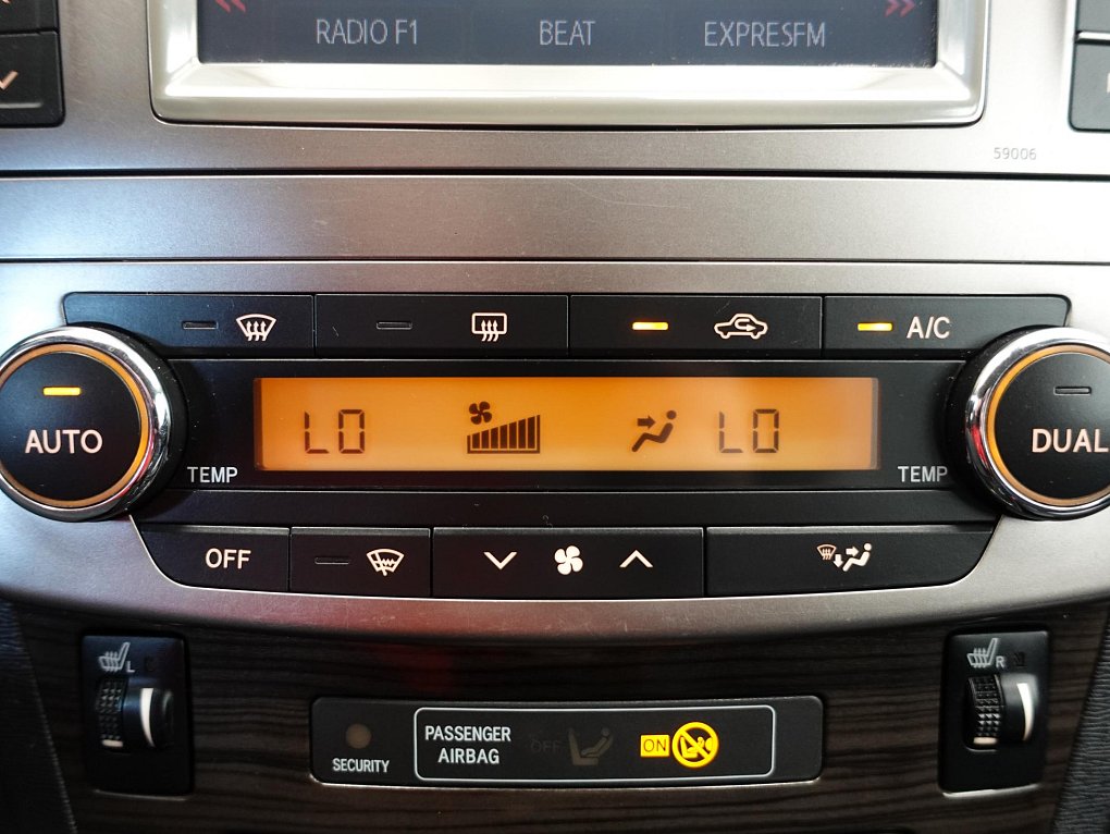 Toyota Avensis 2.0D-4D 