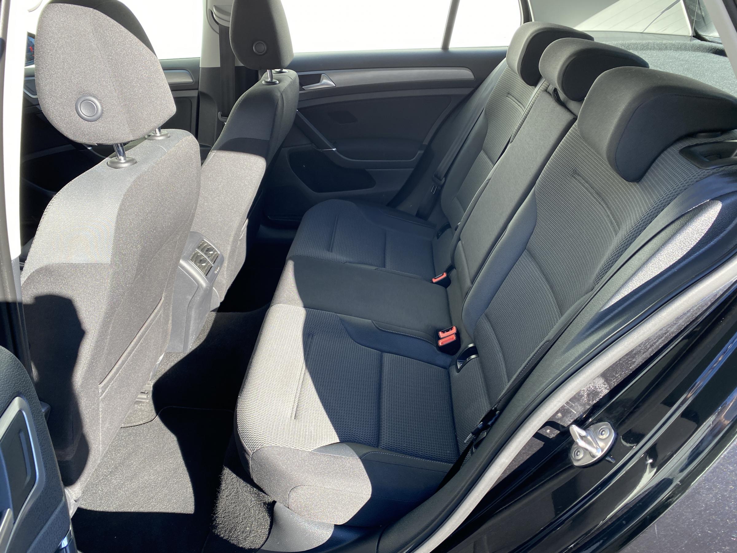 Volkswagen Golf, 2013 - pohled č. 10