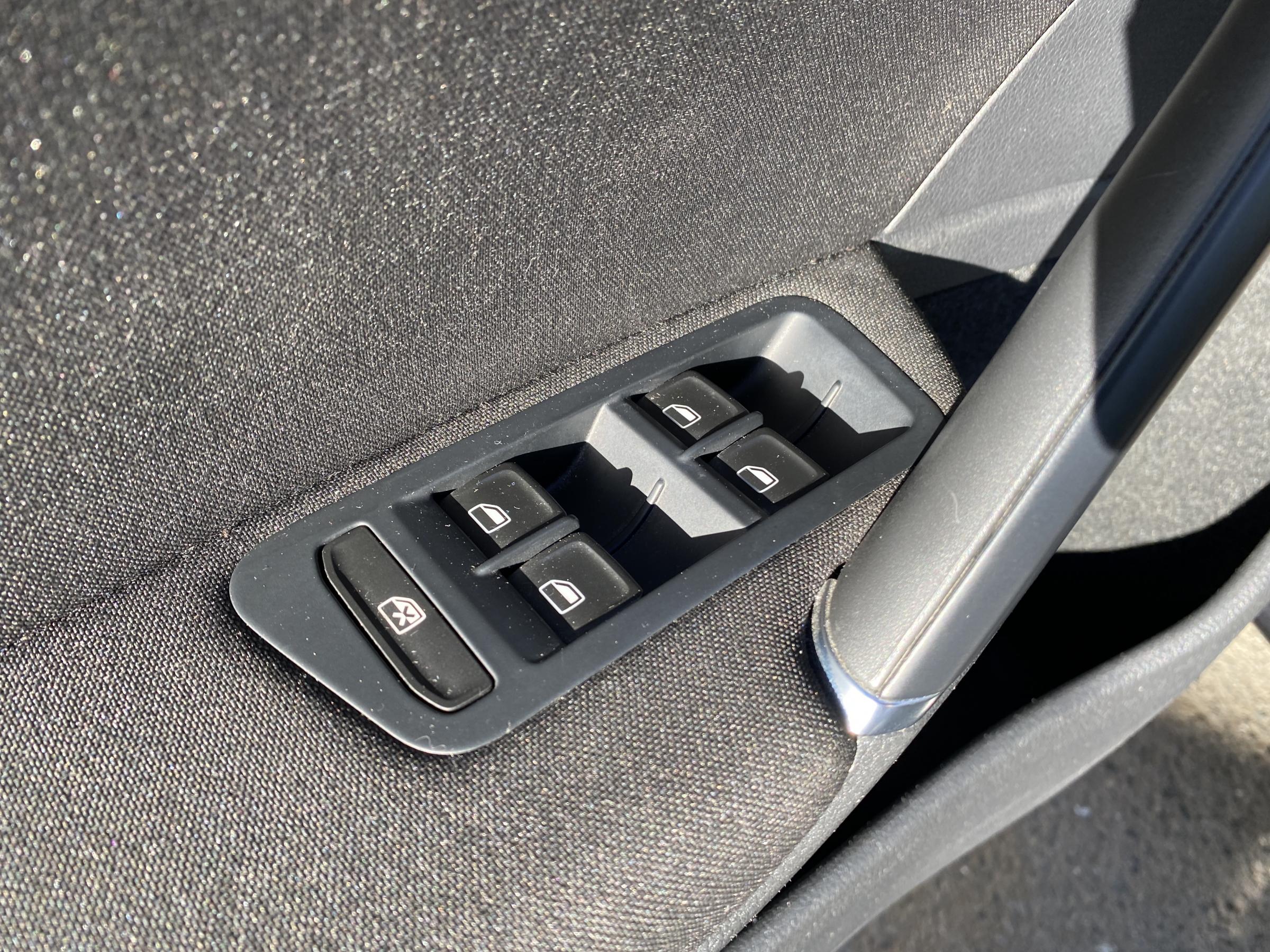 Volkswagen Golf, 2013 - pohled č. 13