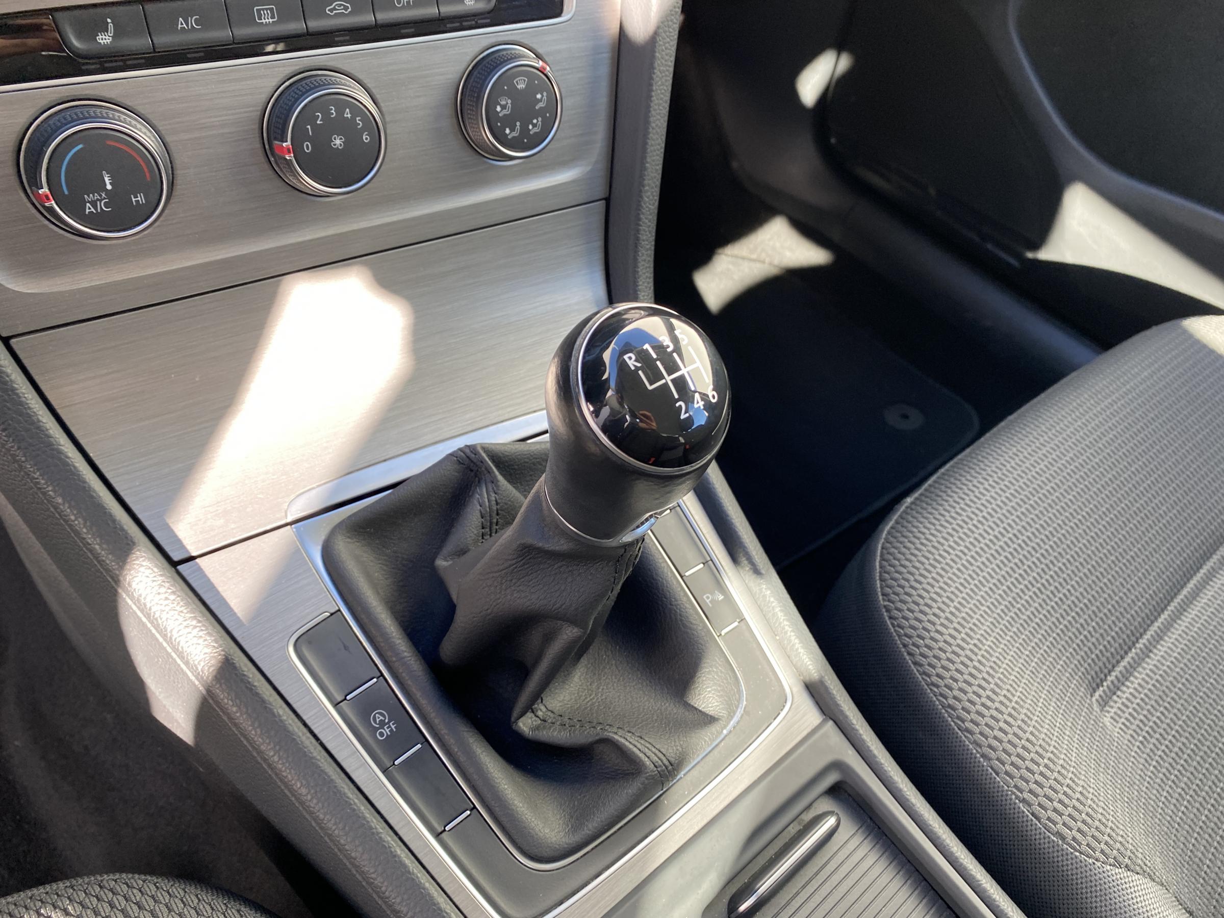 Volkswagen Golf, 2013 - pohled č. 16