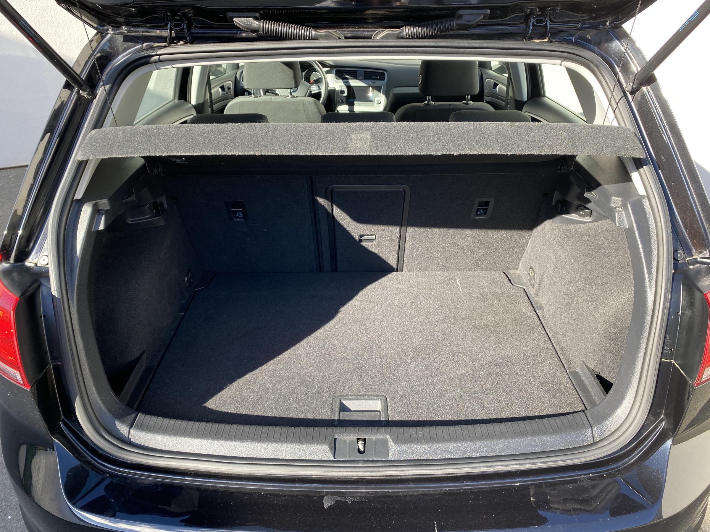 Volkswagen Golf, 2013 - pohled č. 7