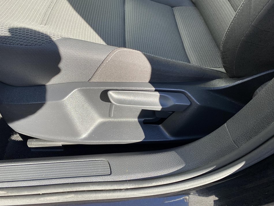 Volkswagen Golf 1.2 TSi Comfortline VII