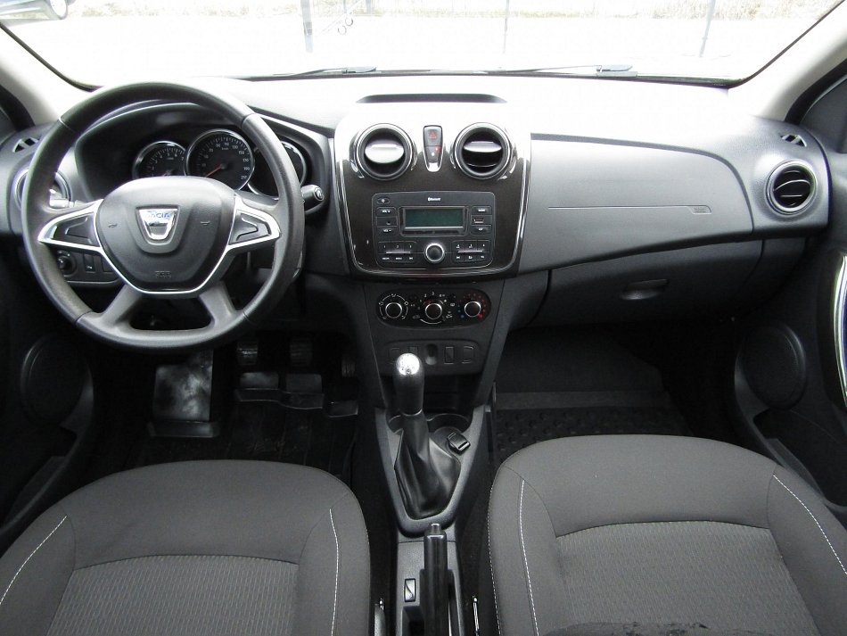 Dacia Sandero 1.0i 