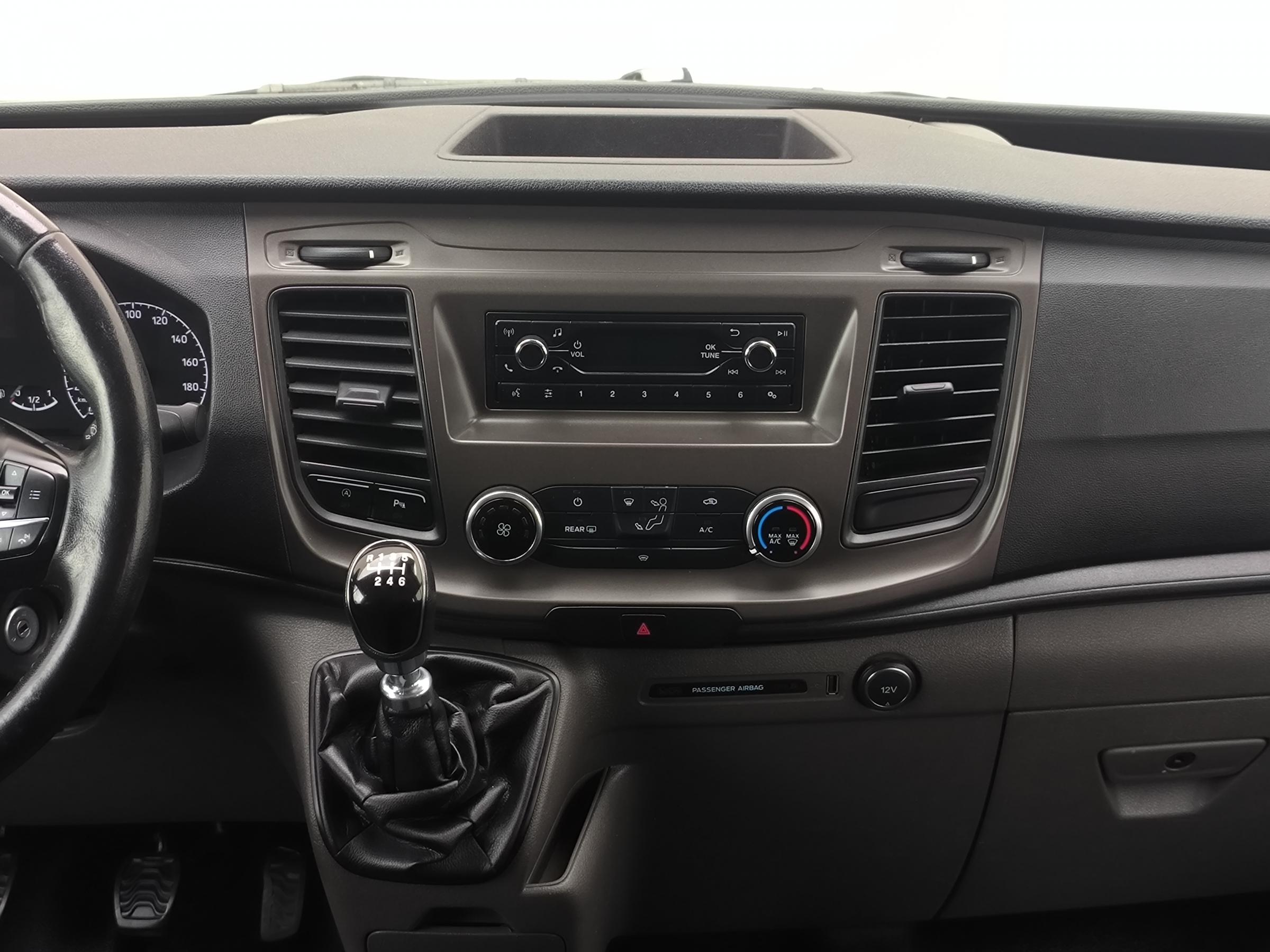 Ford Transit Custom, 2018 - pohled č. 9