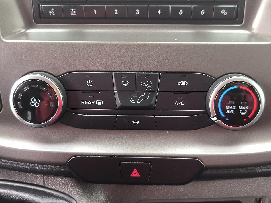 Ford Transit Custom 2.0TDCi Trend 6míst