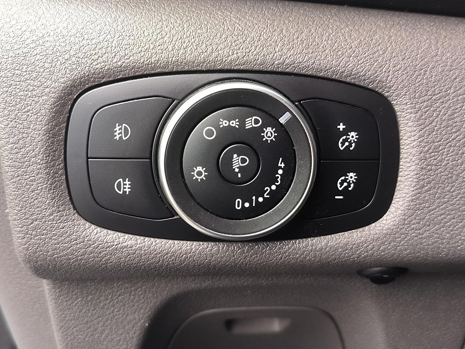 Ford Transit Custom 2.0TDCi Trend 6míst