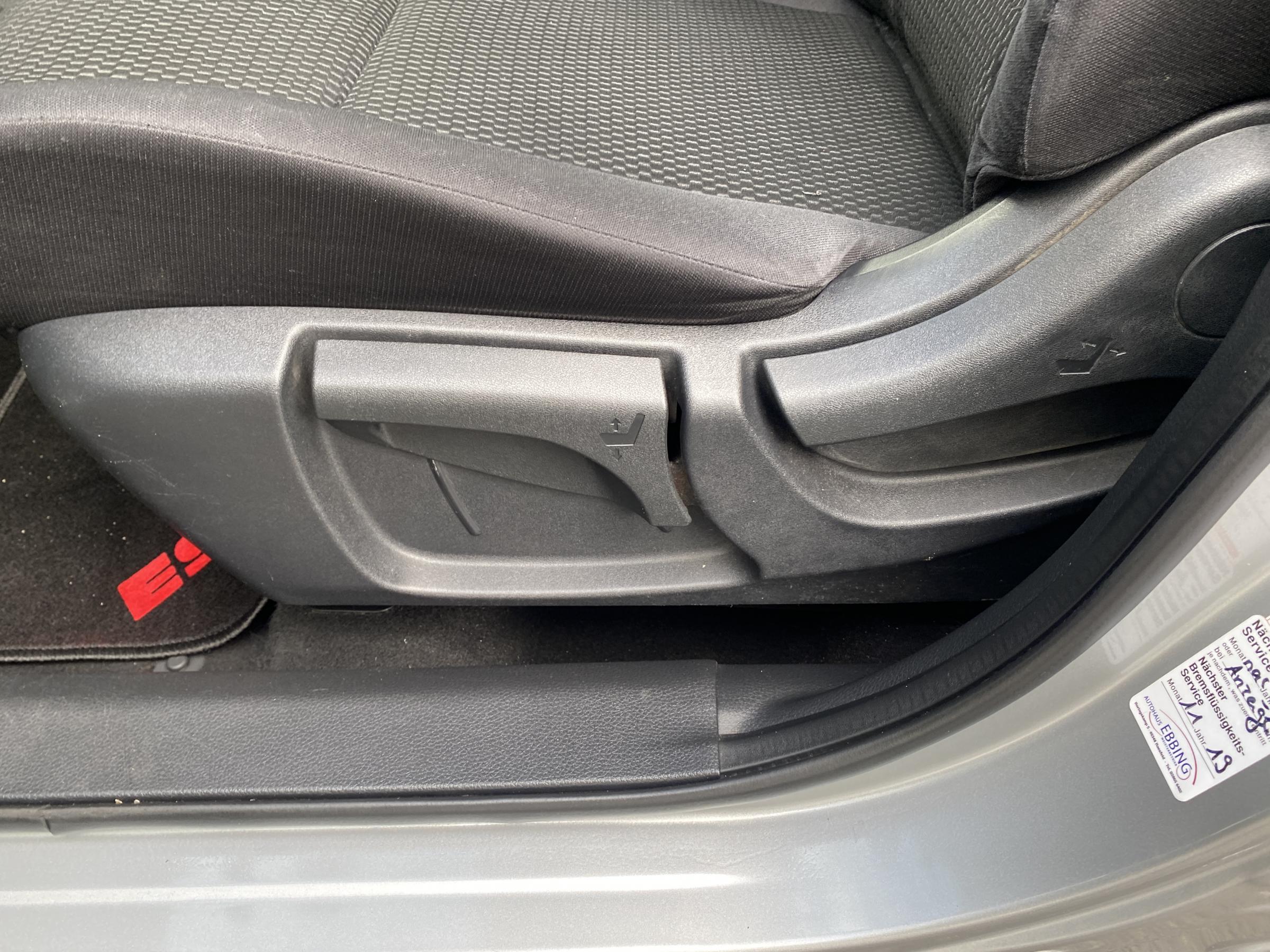 Nissan Qashqai, 2017 - pohled č. 14