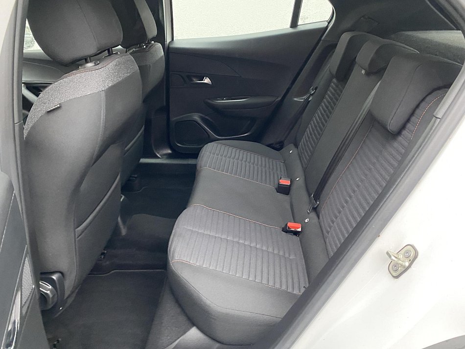 Peugeot 2008 1.2PT Active