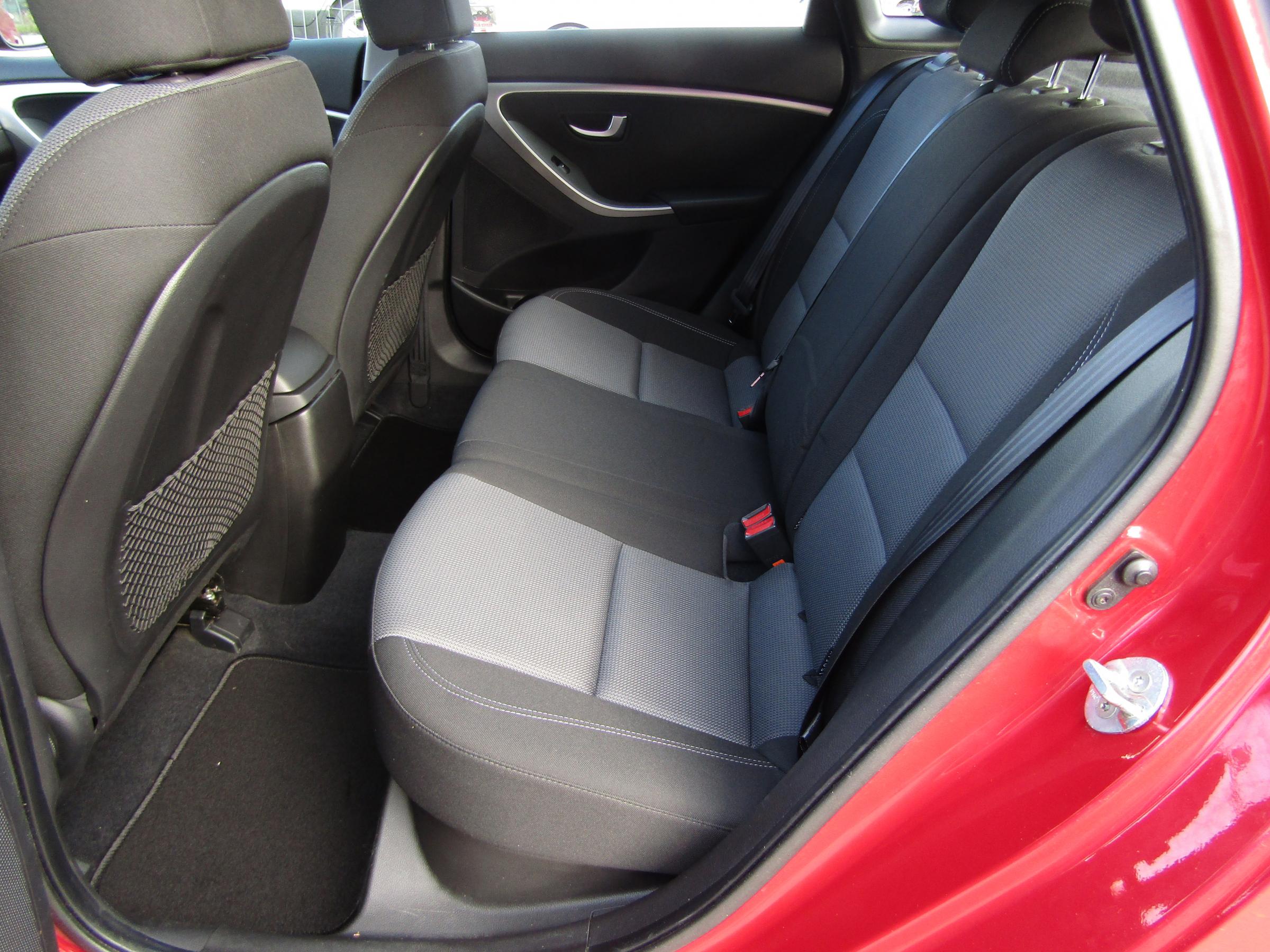 Hyundai i30, 2012 - pohled č. 10