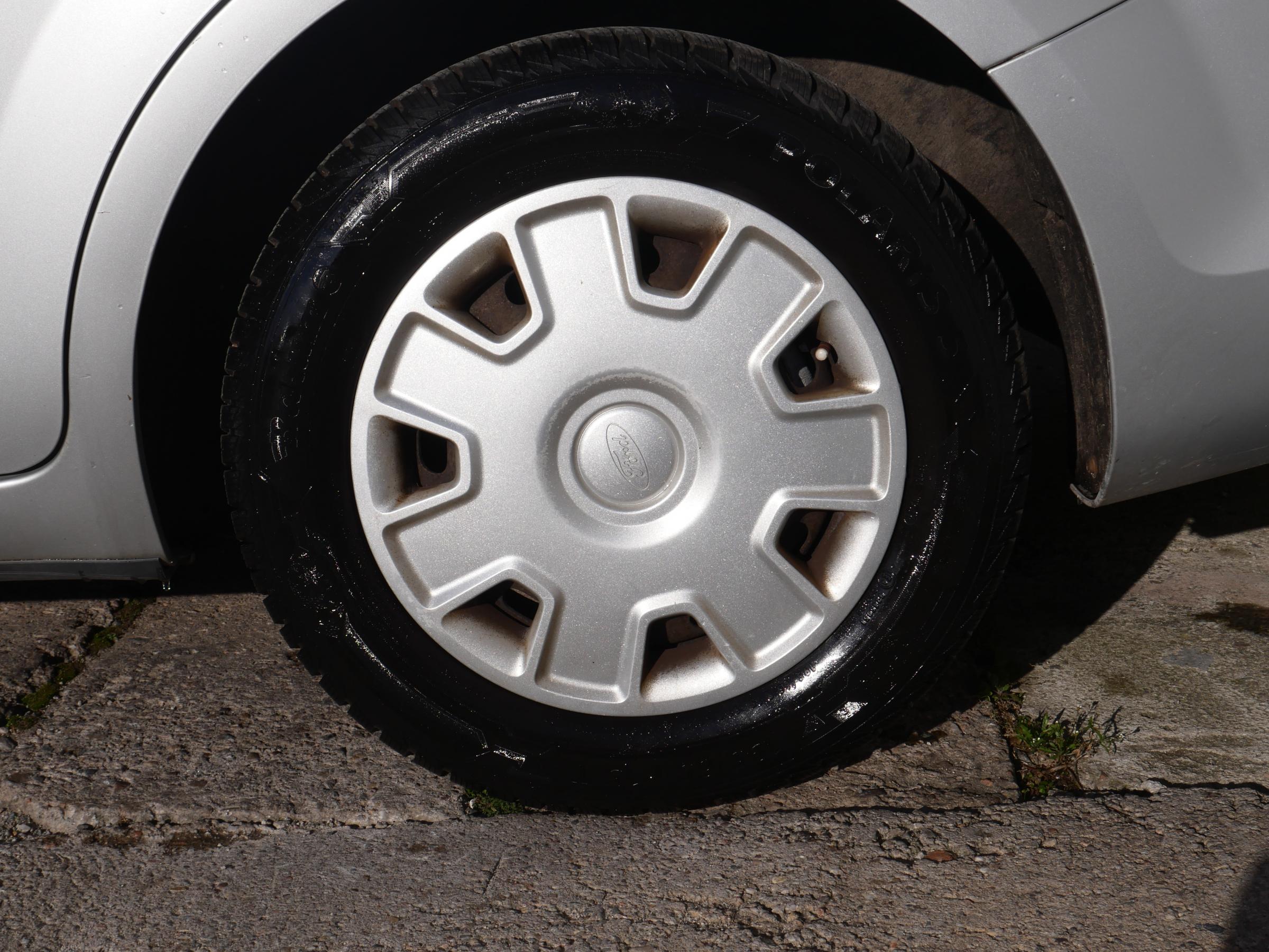 Ford Focus, 2011 - pohled č. 15