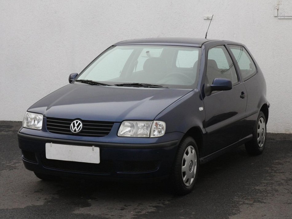 Volkswagen Polo 1.6 i 