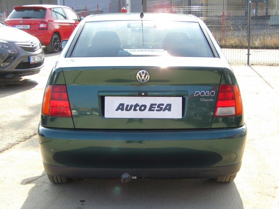 Volkswagen Polo 1.6 i 