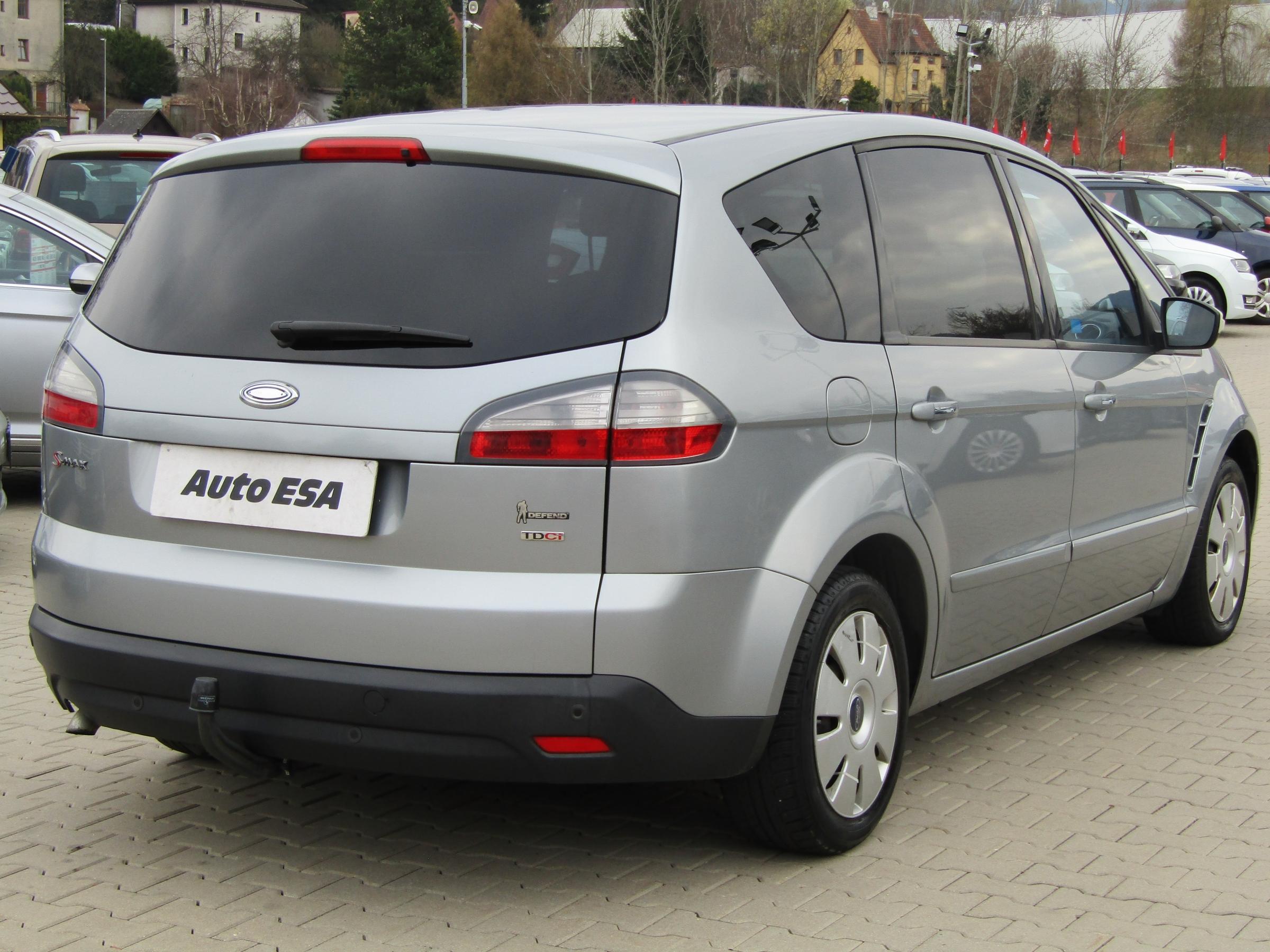 Ford S-MAX, 2010 - pohled č. 6