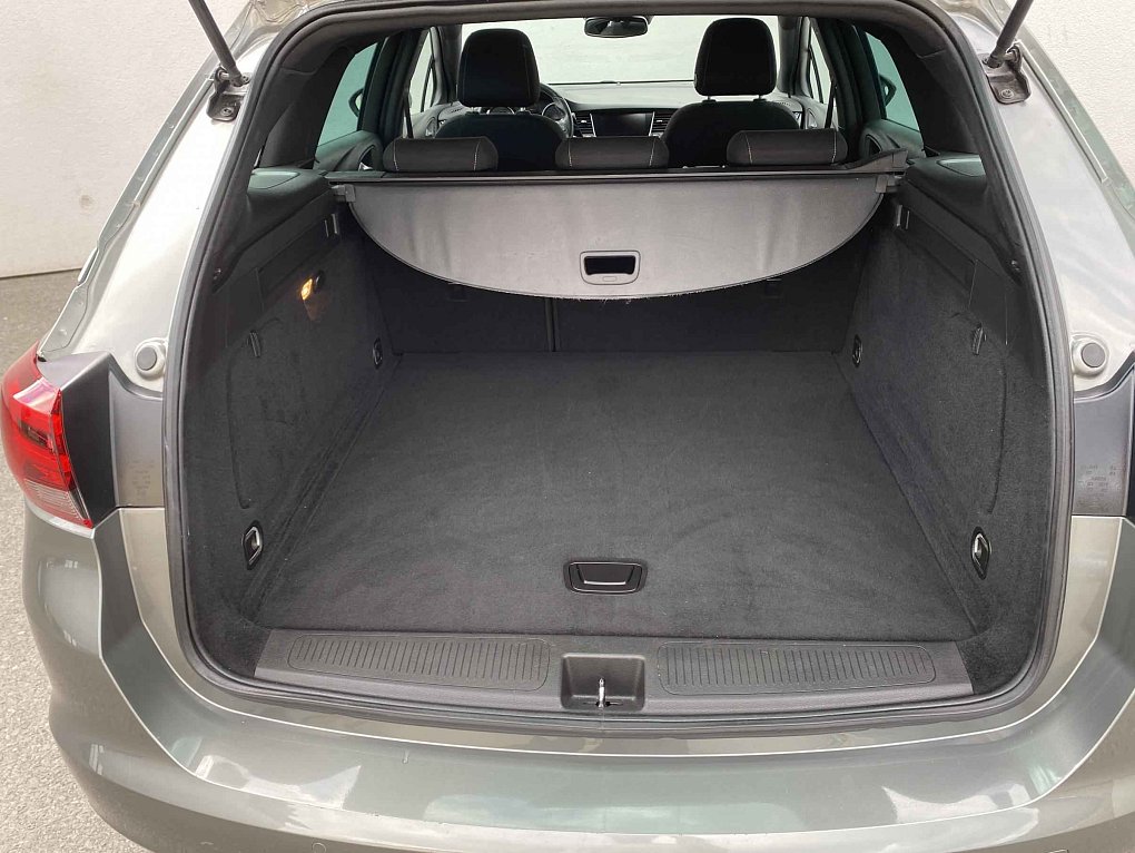 Opel Astra 1.4 T Dynamic