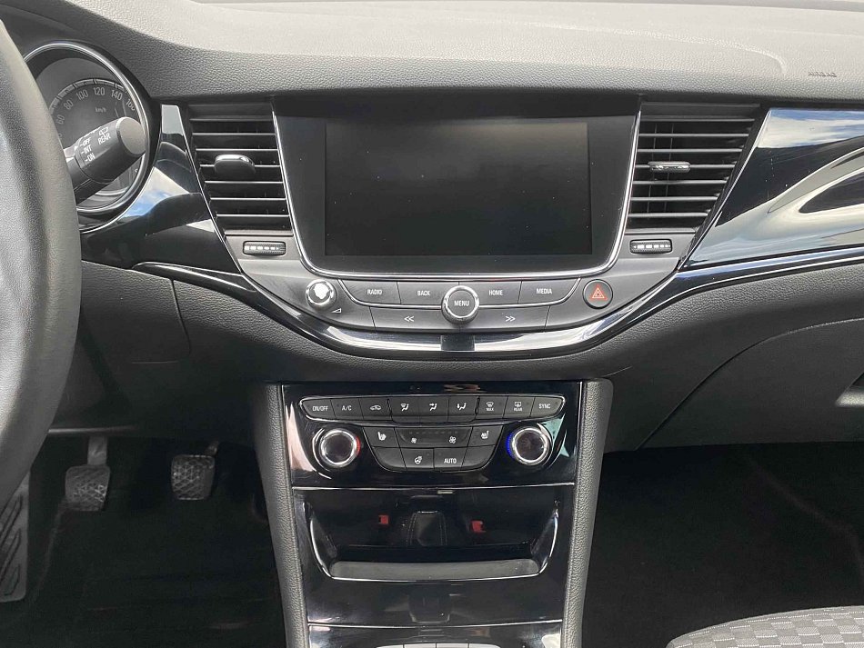 Opel Astra 1.4 T Dynamic