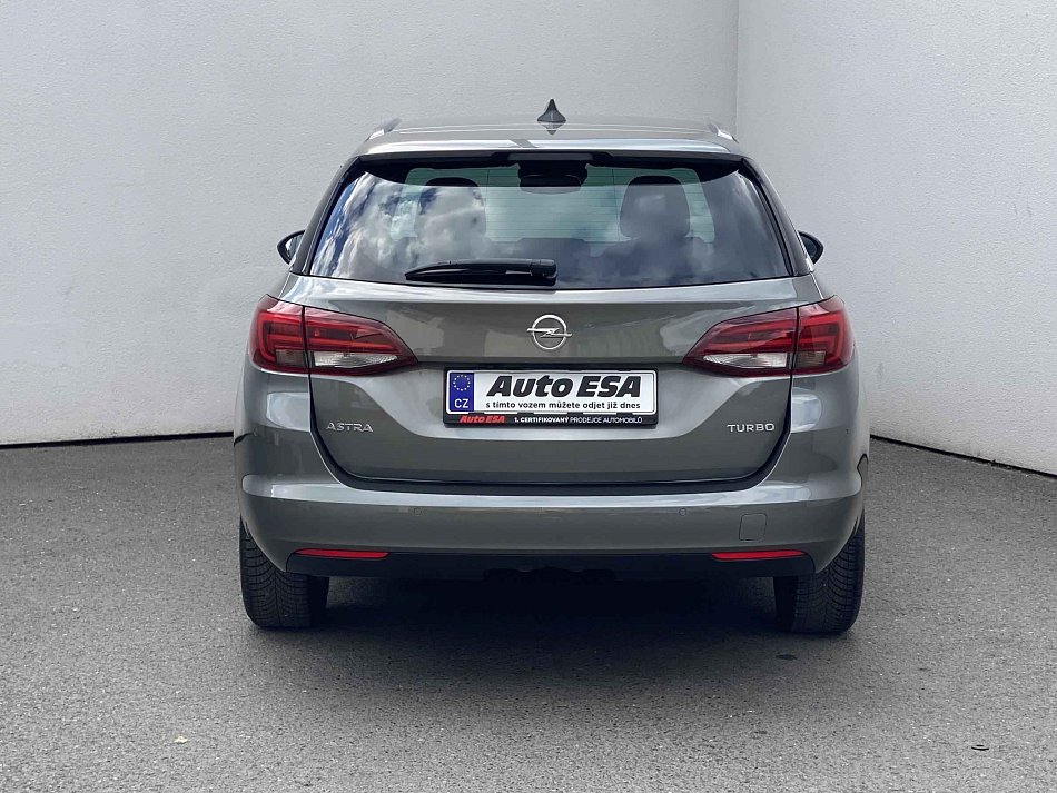 Opel Astra 1.4 T Dynamic