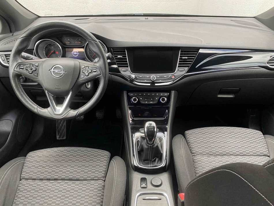 Opel Astra 1.4 T Dynamic