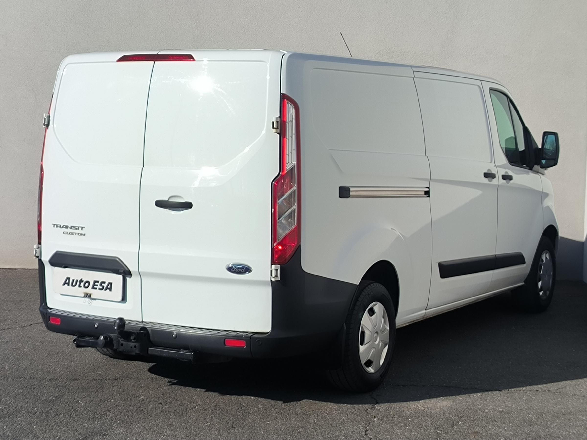 Ford Transit Custom, 2017 - pohled č. 4