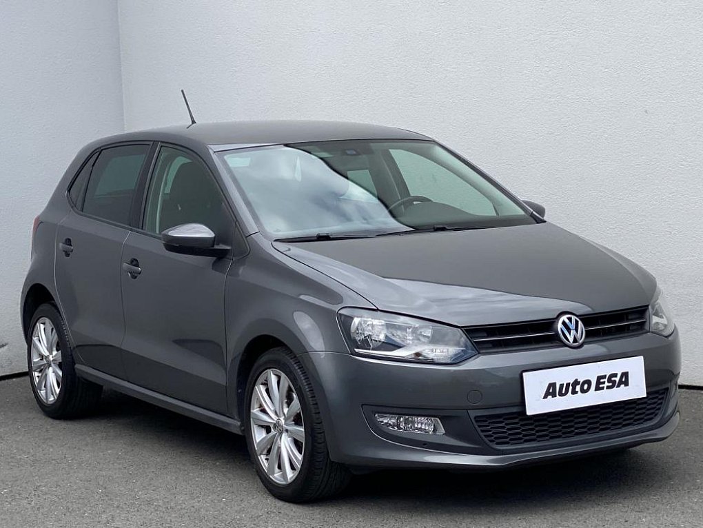 Volkswagen Polo 1.2 TSi CROSS