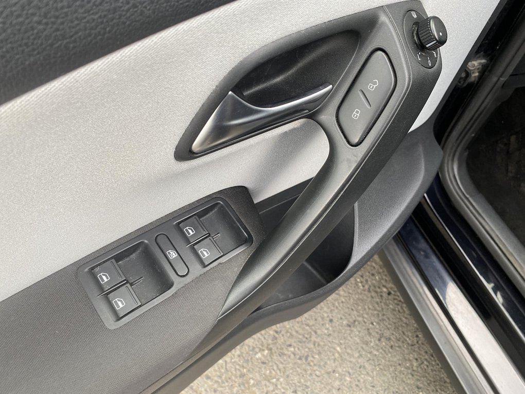 Volkswagen Polo 1.2 TSi CROSS