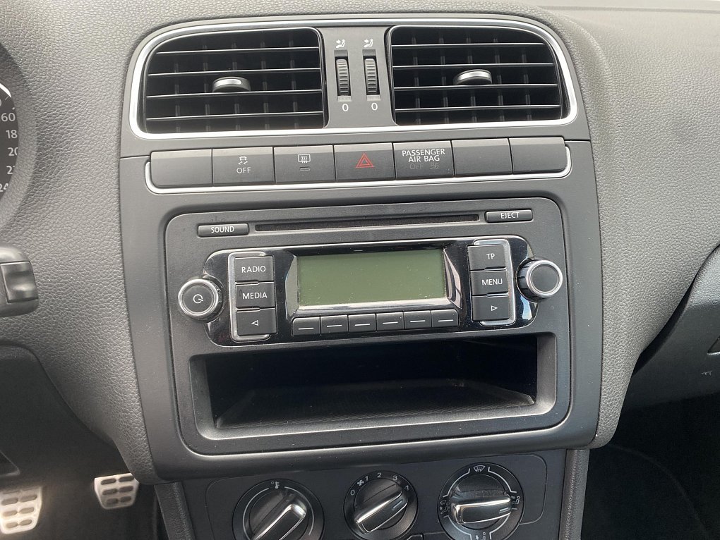 Volkswagen Polo 1.2 TSi CROSS