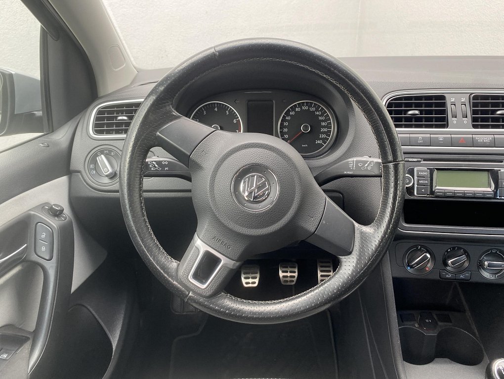 Volkswagen Polo 1.2 TSi CROSS